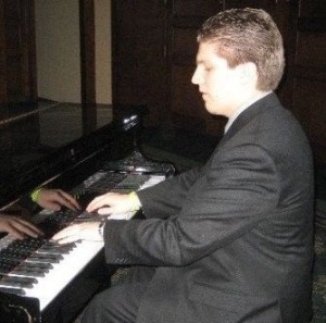 James Sidney is a accomplished classical pianist.